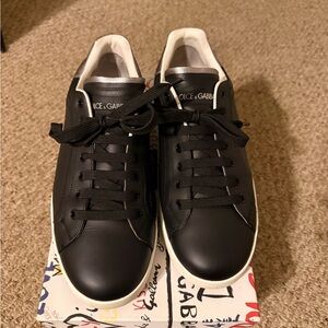 Dolce & Gabbana Black Leather Low-Top Sneakers with White Trim